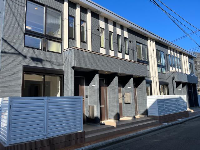 エターナル 外観写真（昼）