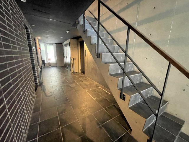 アレーロ大岡山203号室 ロビー