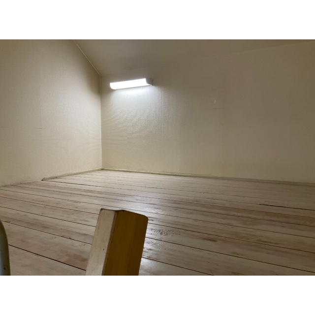 レチナオーミヤ204号室 内観