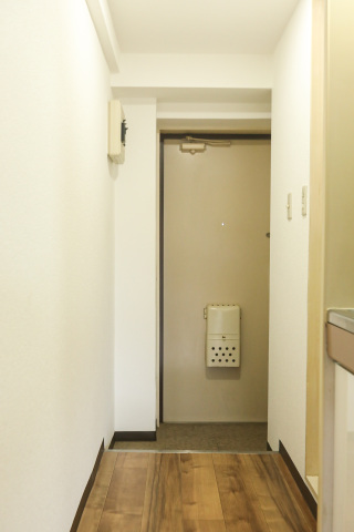 スカイコート横浜山手302号室 内観