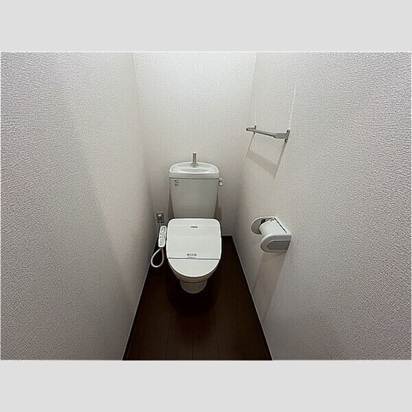 グリシーヌ102号室 温水洗浄暖房便座