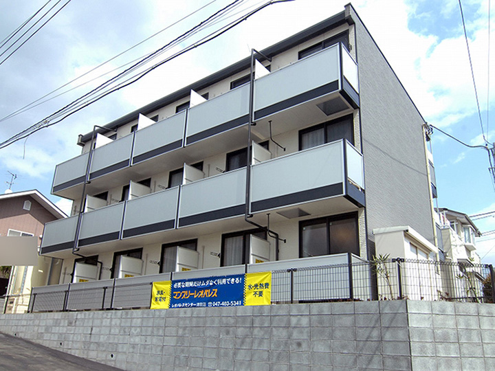 レオパレスアライアンスたきのいの外観画像