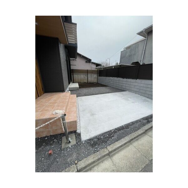 杉並区高井戸西2丁目貸家1号室 駐車場