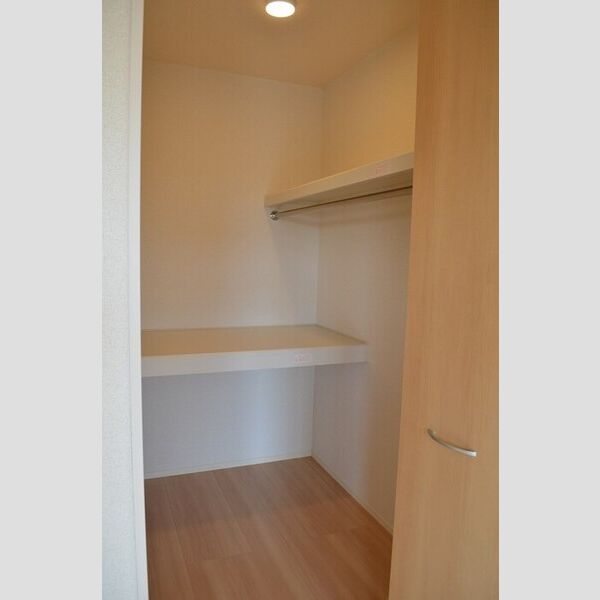 D-ROOM East205号室 洋室①(別角度)