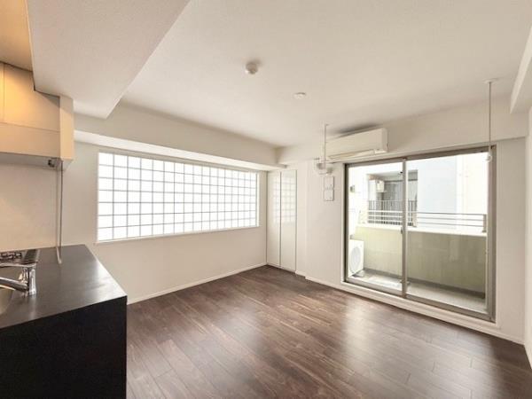 ＫＤＸレジデンス神田6階 リビング