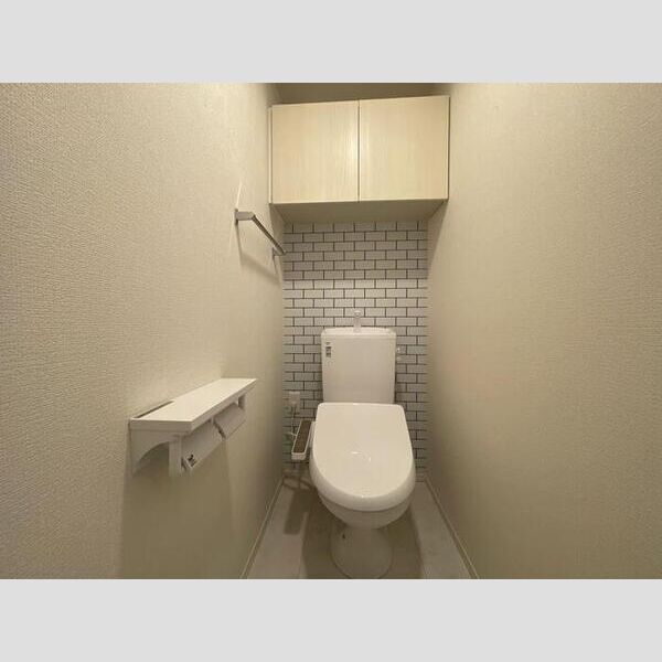 メゾンボヌール トイレ(温水洗浄暖房便座付)