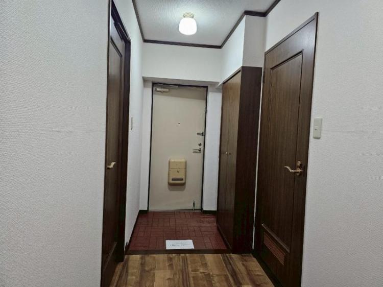 ピア・グランデ弐番館 玄関