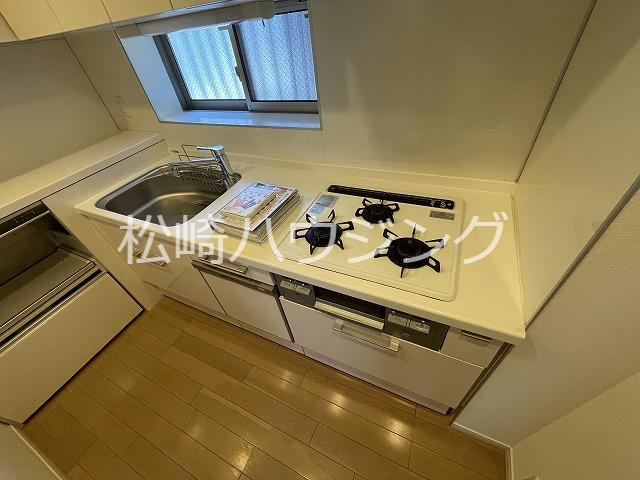 ＴＹ　ＨＯＵＳＥ1階 キッチン