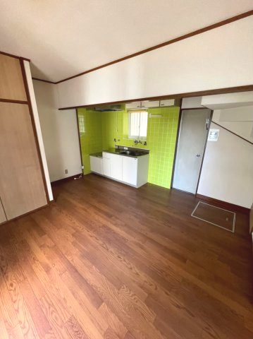 白石テラス 使いやすい居間です