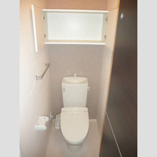 ルミエール 1号室温水洗浄便座