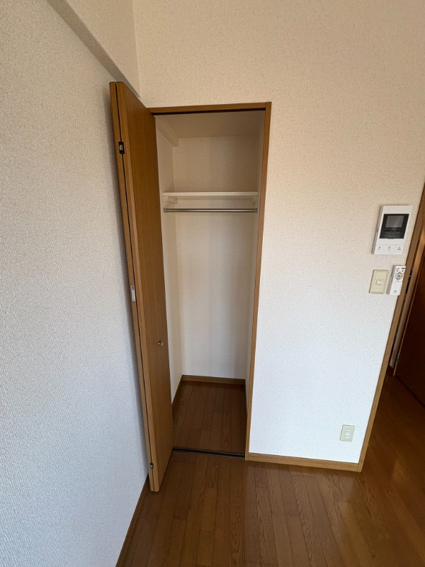 グランピーノ妙典(D-013)2階 収納