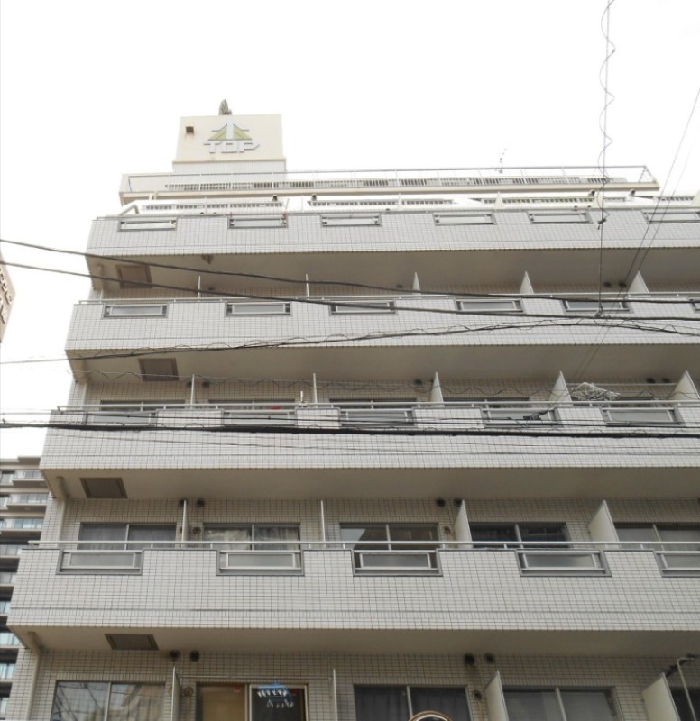 トップルーム横浜5階 外観