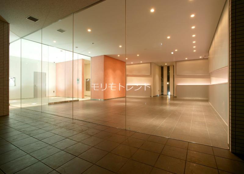 イプセ多摩川緑地9階 エントランス