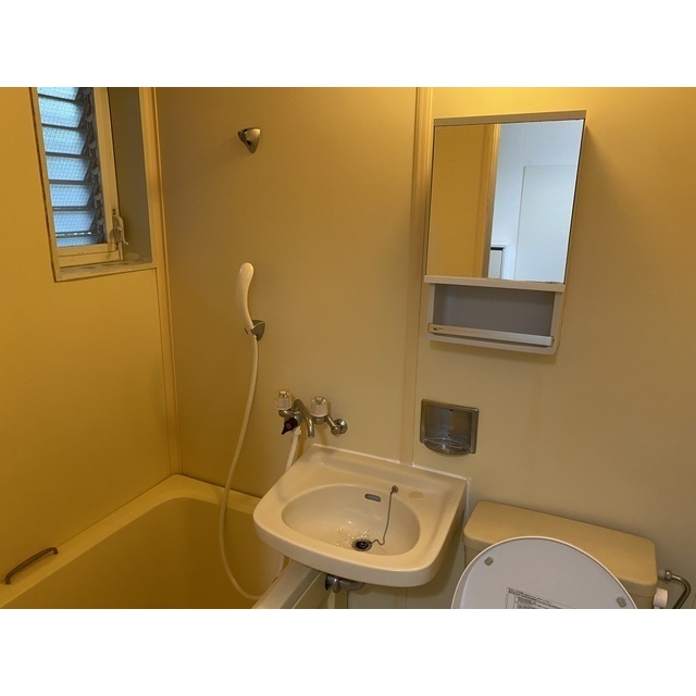 ボートハウス102号室 内観