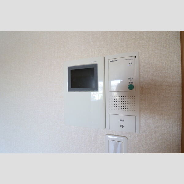 ウィスタリア410号室 ★オートロック+TVモニターホン★