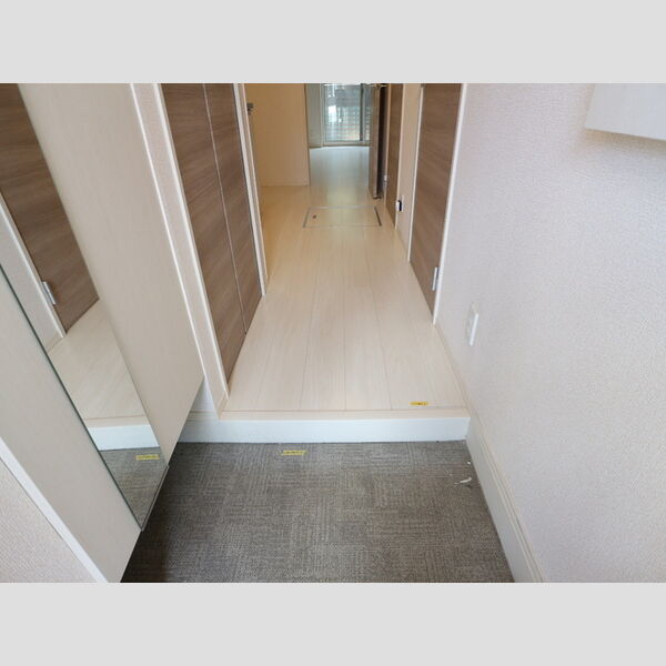 メゾン ド マロン 玄関