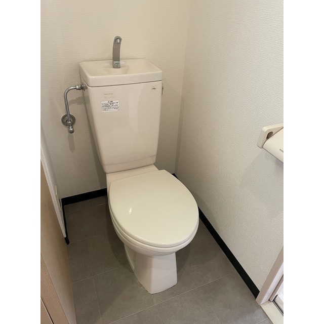 ポム・ドゥ・パン102号室 内観