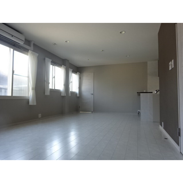 アレンタール西新宿 リビング