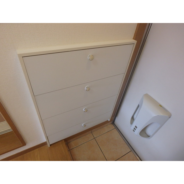 サン・スプリング 内観