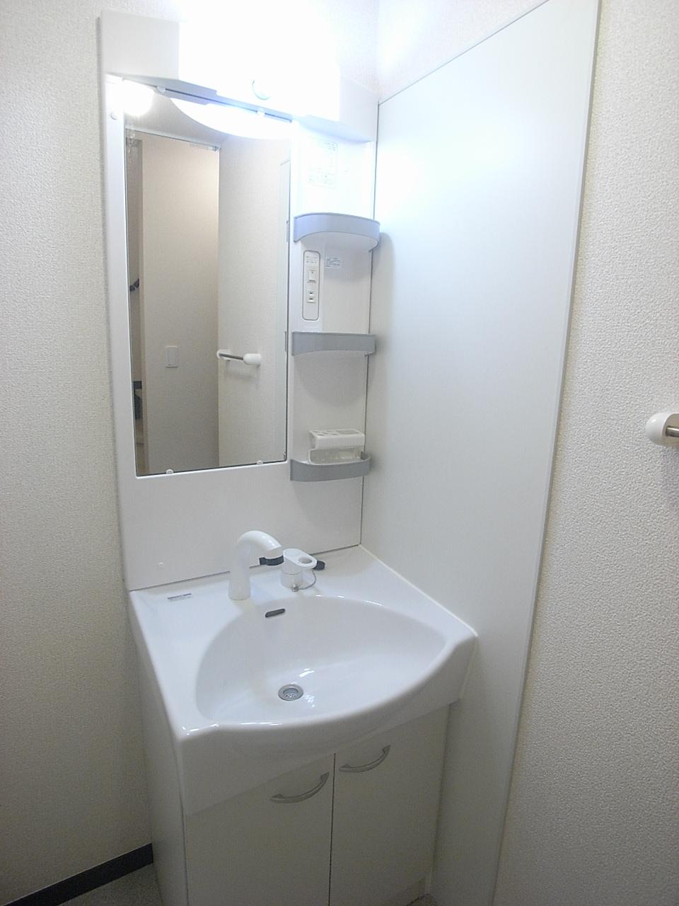 レオネクスト花鳥風月 内観