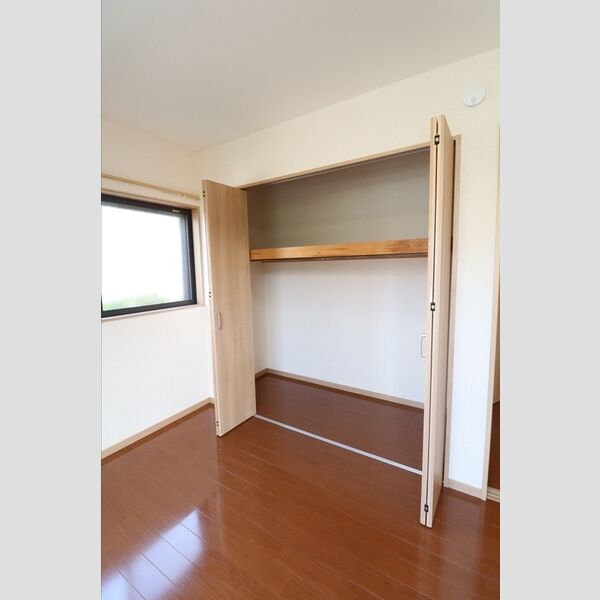 マイルーム藤　Ⅳ クローゼット