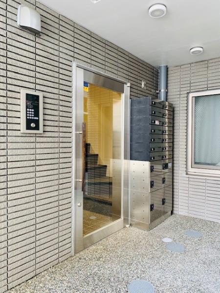 ＥＶＥＲＴＯＷ　Ｌｉｂｅｒｏ　ＫＡＭＩＩＫＥＤＡＩ3階 エントランス