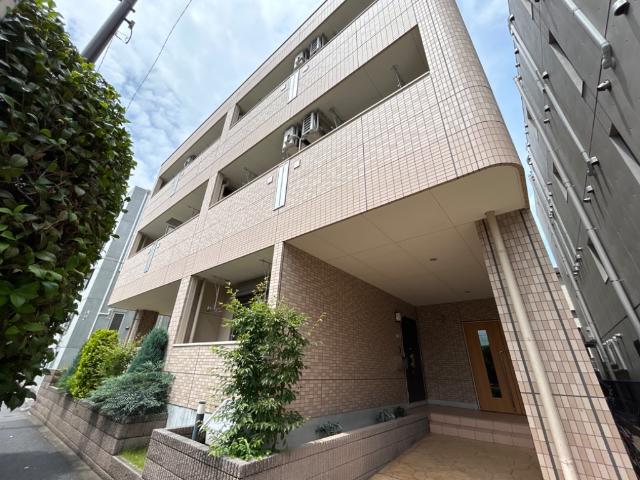 リブベース 外観写真（昼）