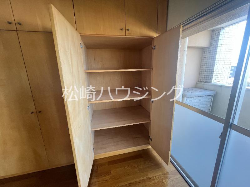 上高田4丁目団地１号棟 収納