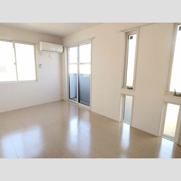 シャルム上野毛 201号室LDK