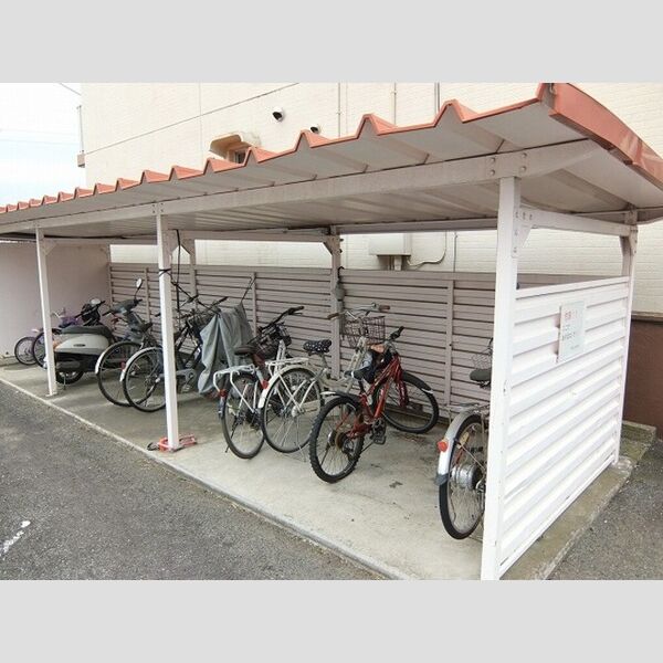 山王塚レジデンス205号室 周辺