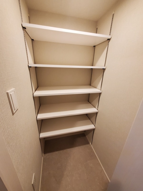 maison chrolo2階 収納