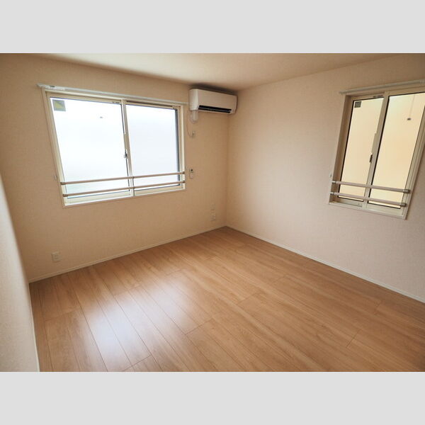 Sky Court201号室 洋室(エアコンあり)