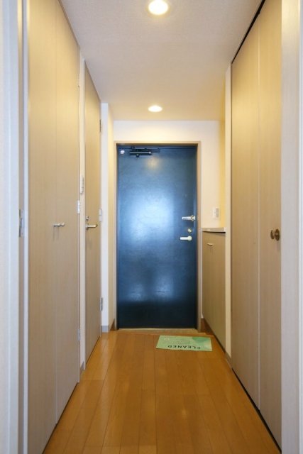 ロアール早稲田 玄関