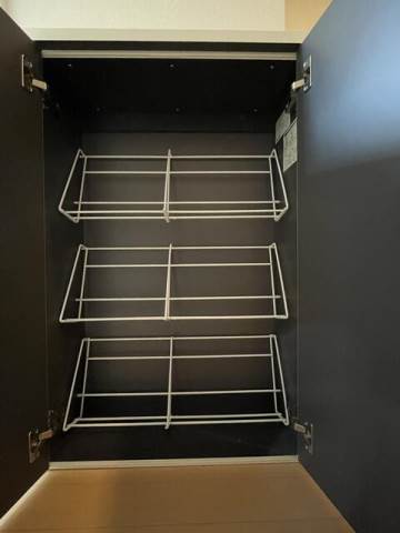 シャイニーソフト新宿御苑1階 収納