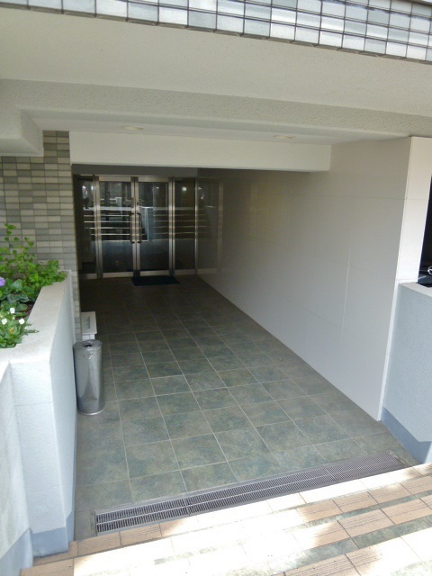 アトラス高円寺0408号室 エントランス