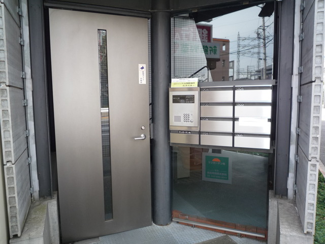 サンガーデン光301号室 エントランス