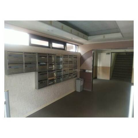 諏訪町マンション エントランス