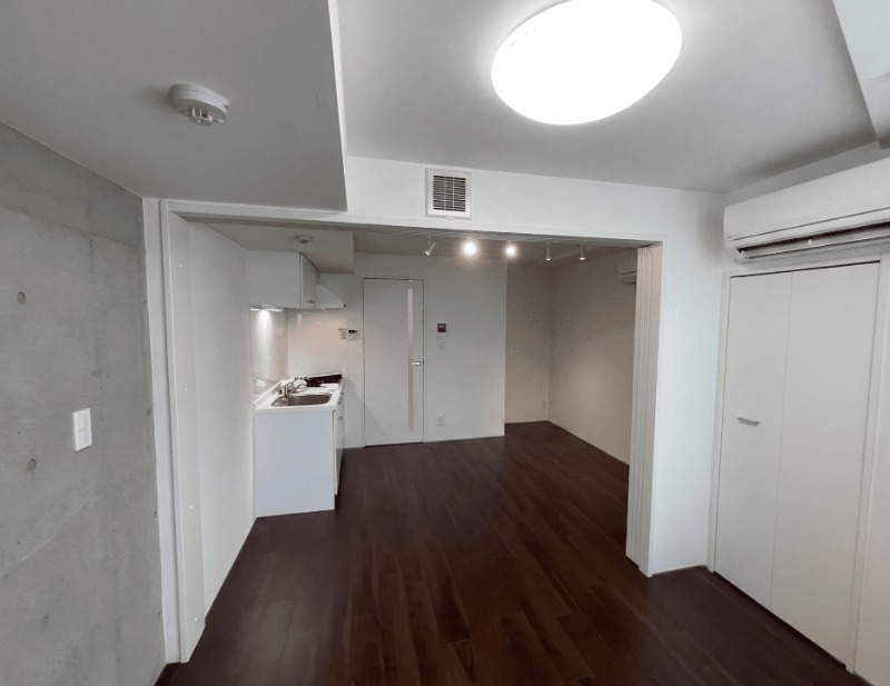 CREAL三軒茶屋1階 リビング