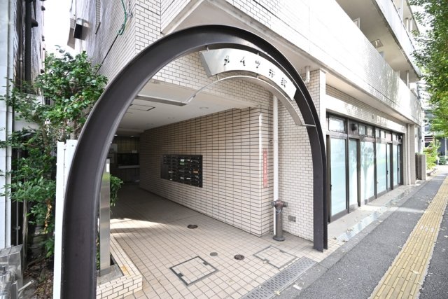 メイツ井荻 エントランス