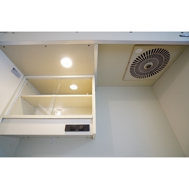 ダイヤモンドレジデンス南大塚0201号室 上収納棚