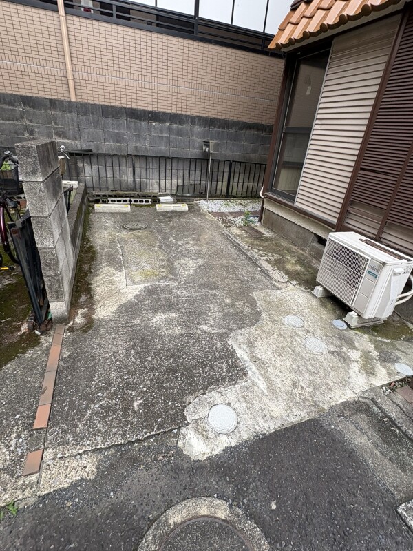 南葛西戸建（H-248） 駐車場