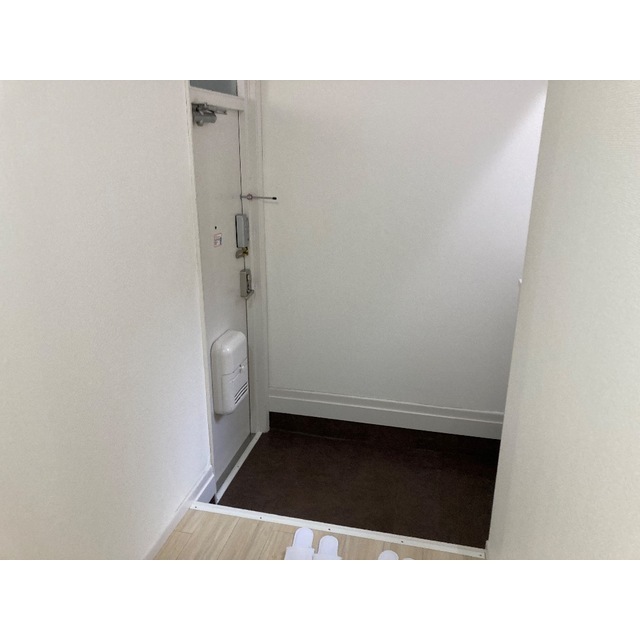 クリスタル21C棟 玄関