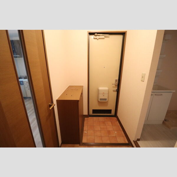 パンプキンハウス206号室 玄関