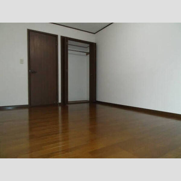 ガーデンハイツ102号室 洋室