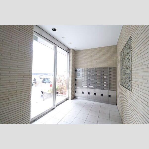 Ⅴesta(ウェスタ) エントランス