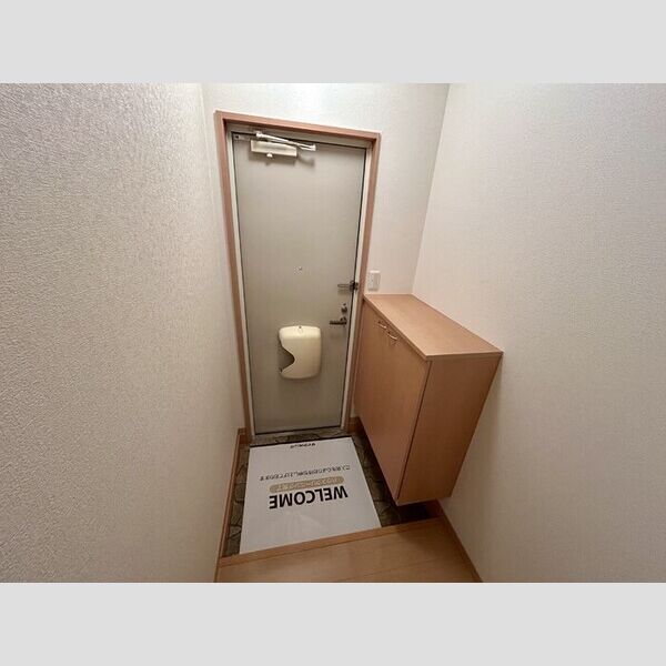 ティアレスクエア　F 玄関