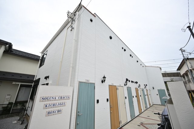 ソルナクレイシア吉祥寺本町1階 エントランス