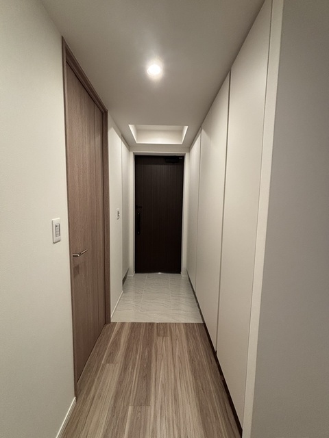 ＨＡＲＵＭＩ　ＦＬＡＧ　ＳＵＮ　ＶＩＬＬＡＧＥ　Ｔ棟801号室 2025年10月撮影