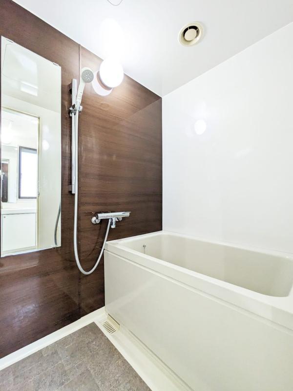 ハウス東雪谷2階 トイレ