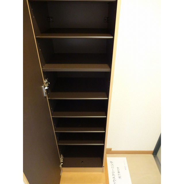 プレール・ドゥーク日暮里 玄関